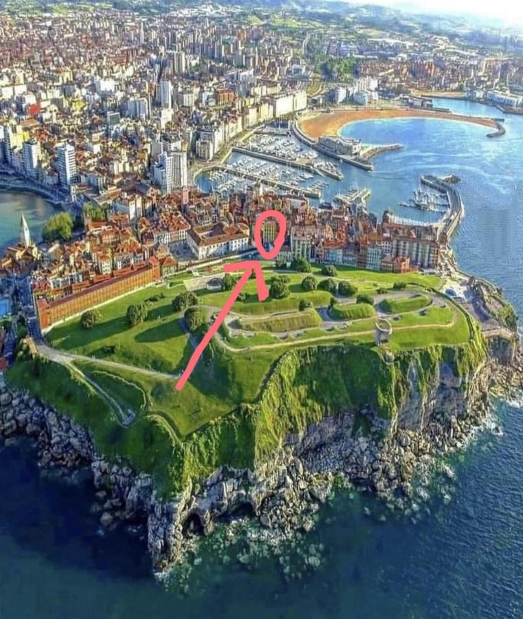 Loft En Gijon - Cimavilla Con Vistas Al Cerro Ngoại thất bức ảnh