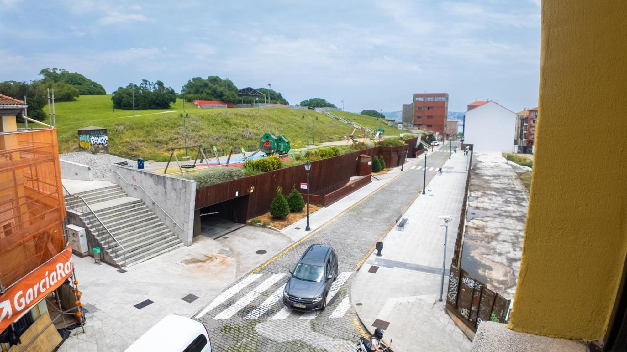 Loft En Gijon - Cimavilla Con Vistas Al Cerro Ngoại thất bức ảnh